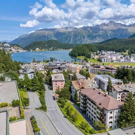 Center Panoramic Alpin 公寓 圣莫里茨